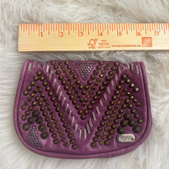 KIPPYS PURPLE STUDDED BELT WALLET - Picture 3 of 6